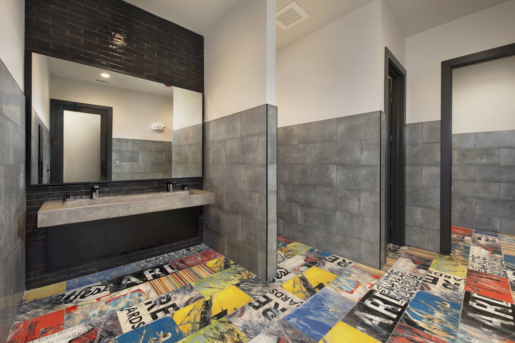 Men's room